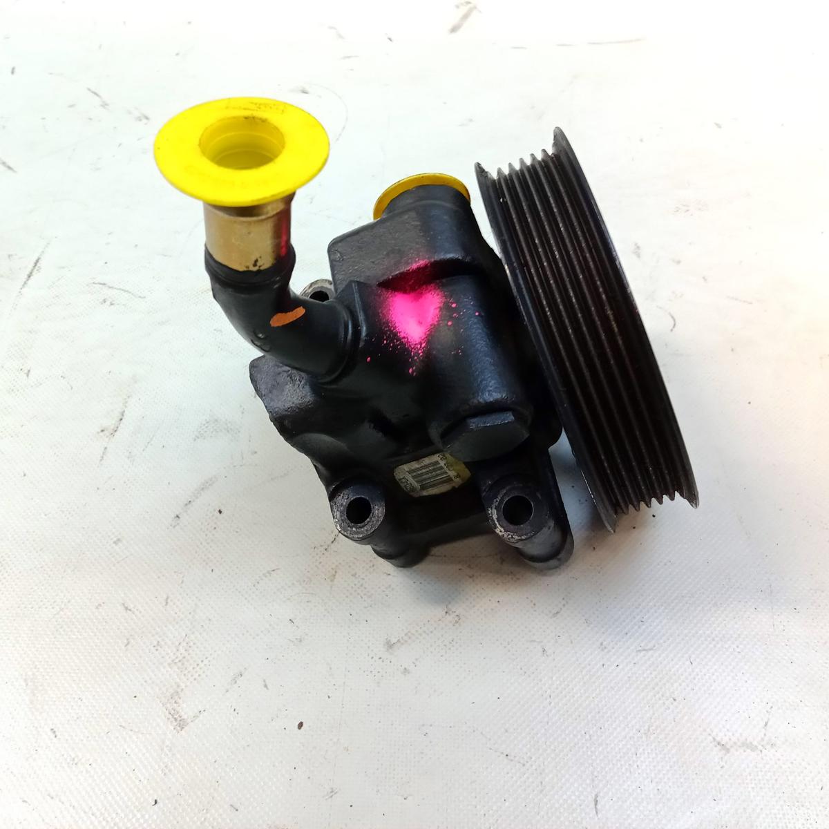 Ford Focus DAW DBW Servopumpe 1.4 55kw BJ1999