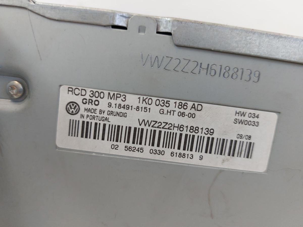 VW Golf 5 Variant Radio Autoradio RCD 300 Originalteil kein Code vorhanden