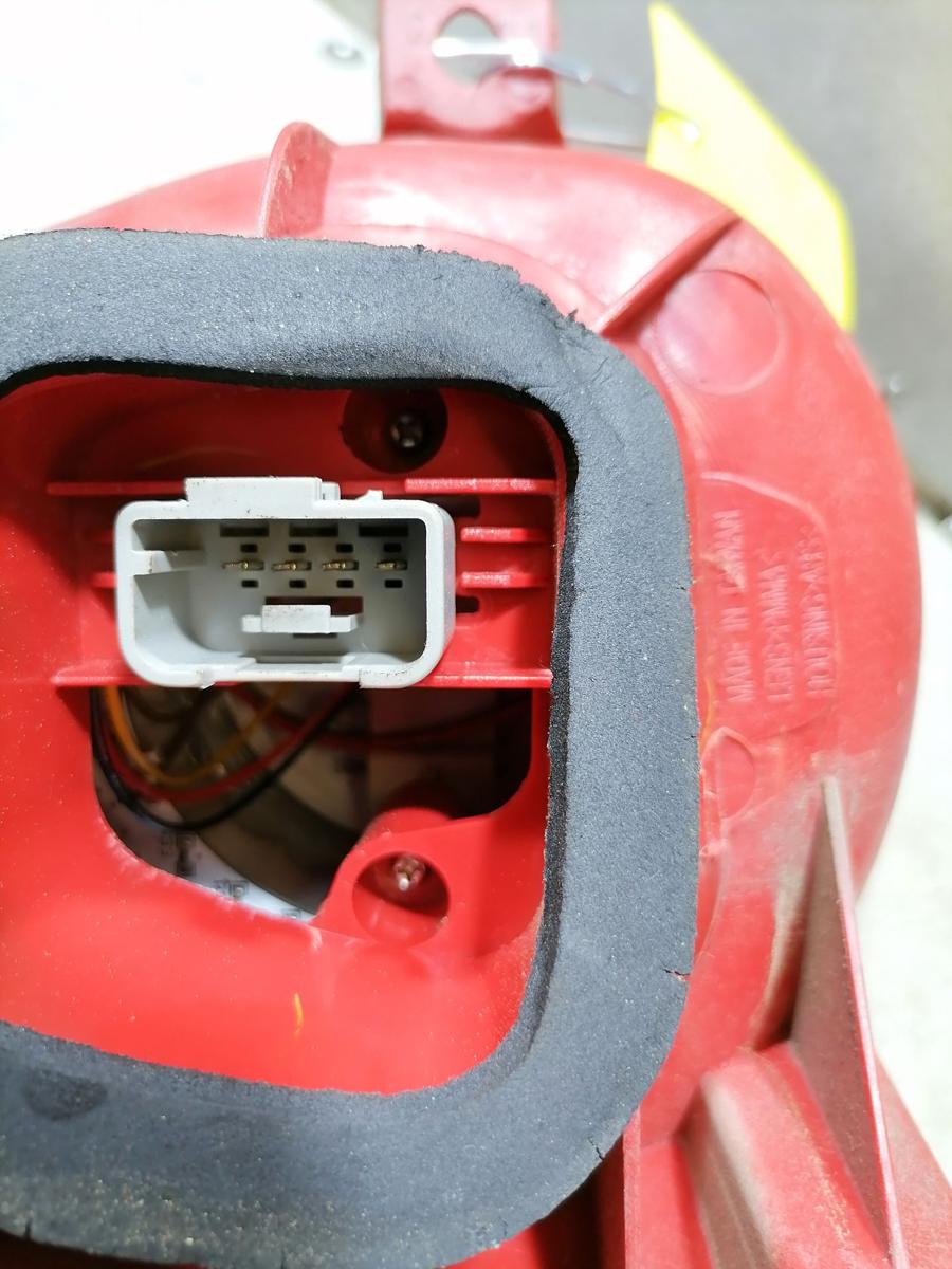 VW Passat 3C B6 Rücklicht Rückleuchte Schlussleuchte rechts außen Kombi Bj.2005