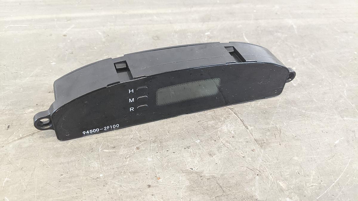 Kia Cerato FE Uhr Digitaluhr Display 945002F100