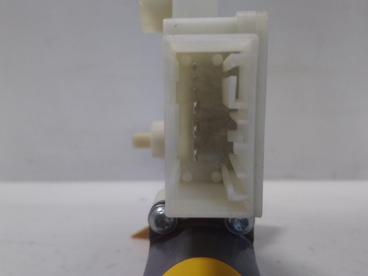 Skoda Fabia 3 III NJ original Fensterhebermotor hinten links 6V0959811A BJ2014