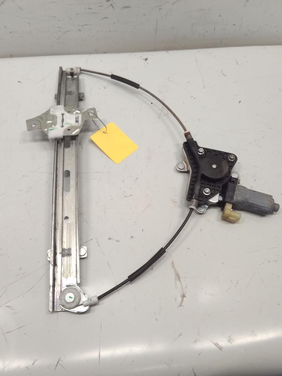 Hyundai i10 original Fensterheber vorn links elektrisch Bj.2010