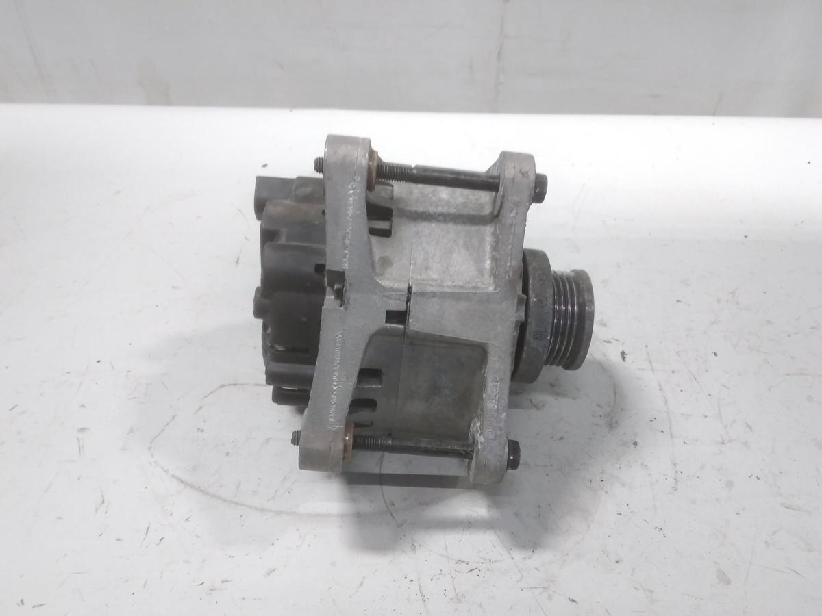 Renault Megane 2 Lichtmaschine Generator 1.6 83kw BJ2004 Valeo Remanufactured