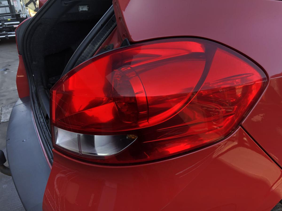 Renault Clio III Grandtour original Rückleuchte rechts Heck/Schluss/Licht Bj2008