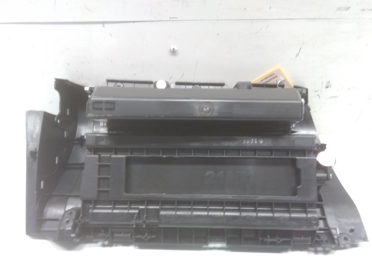 Mitsubishi Eclipse Cross original Handschuhfach rechts schwarz Bj.2024