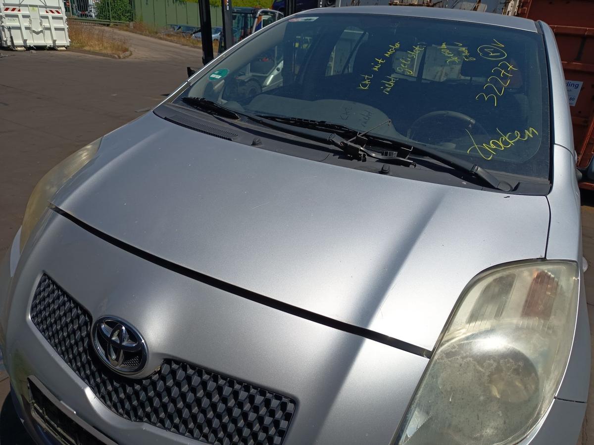 Toyota Yaris XP9 original Motorhaube 1E7 Silver Pearl vor Facelift Bj 2008