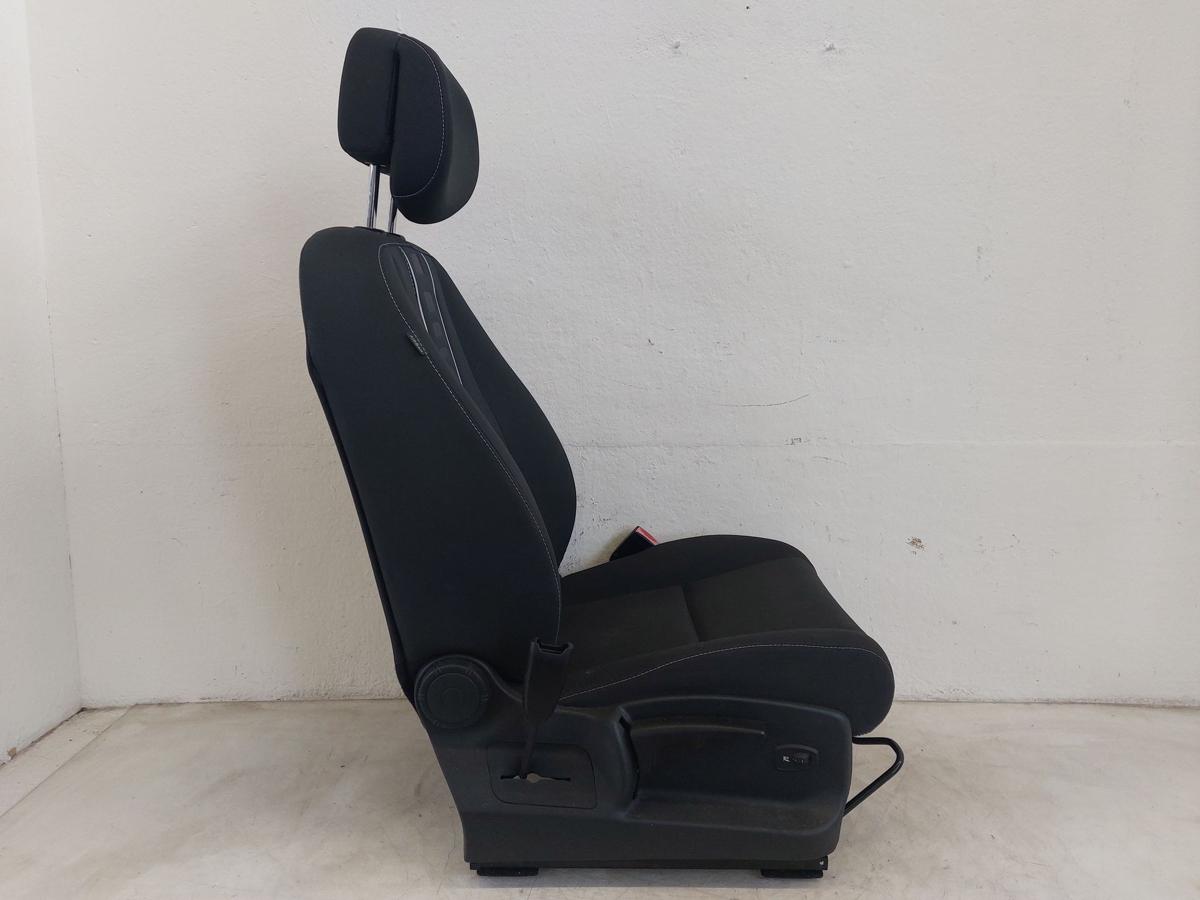 Renault Megane III 3 Sitz vorn rechts Beifahrersitz Stoff Heizung Stoffsitz