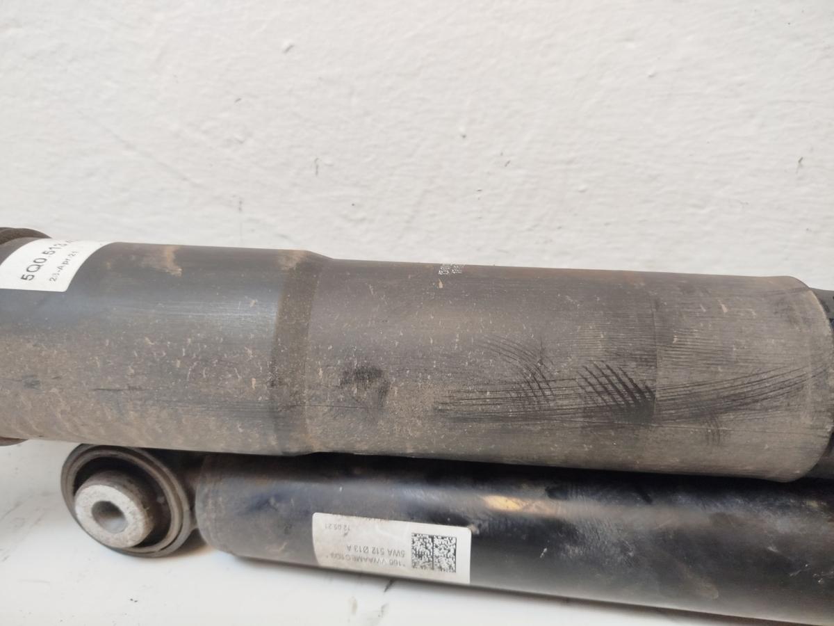 VW Golf 8 VIII CD Variant Satz Stossd&auml;mpfer Hinterachse links rechts Kombi OEM