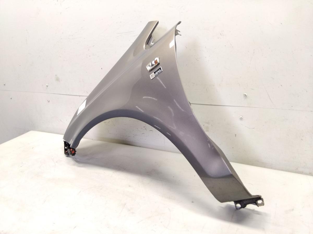 Opel Corsa D original Kotflügel vorn links GJM Muskatgrau Metallic BJ2012
