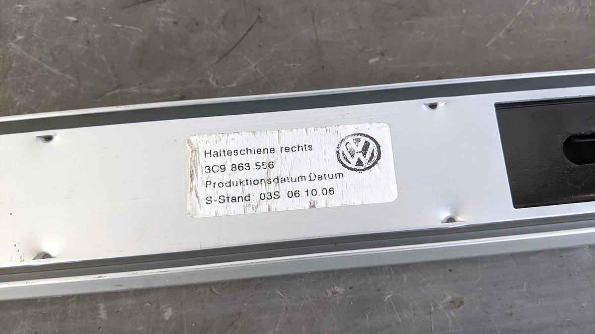 VW Passat 3C Variant Halteschienen Kofferraum 3C9863555 3C9863556