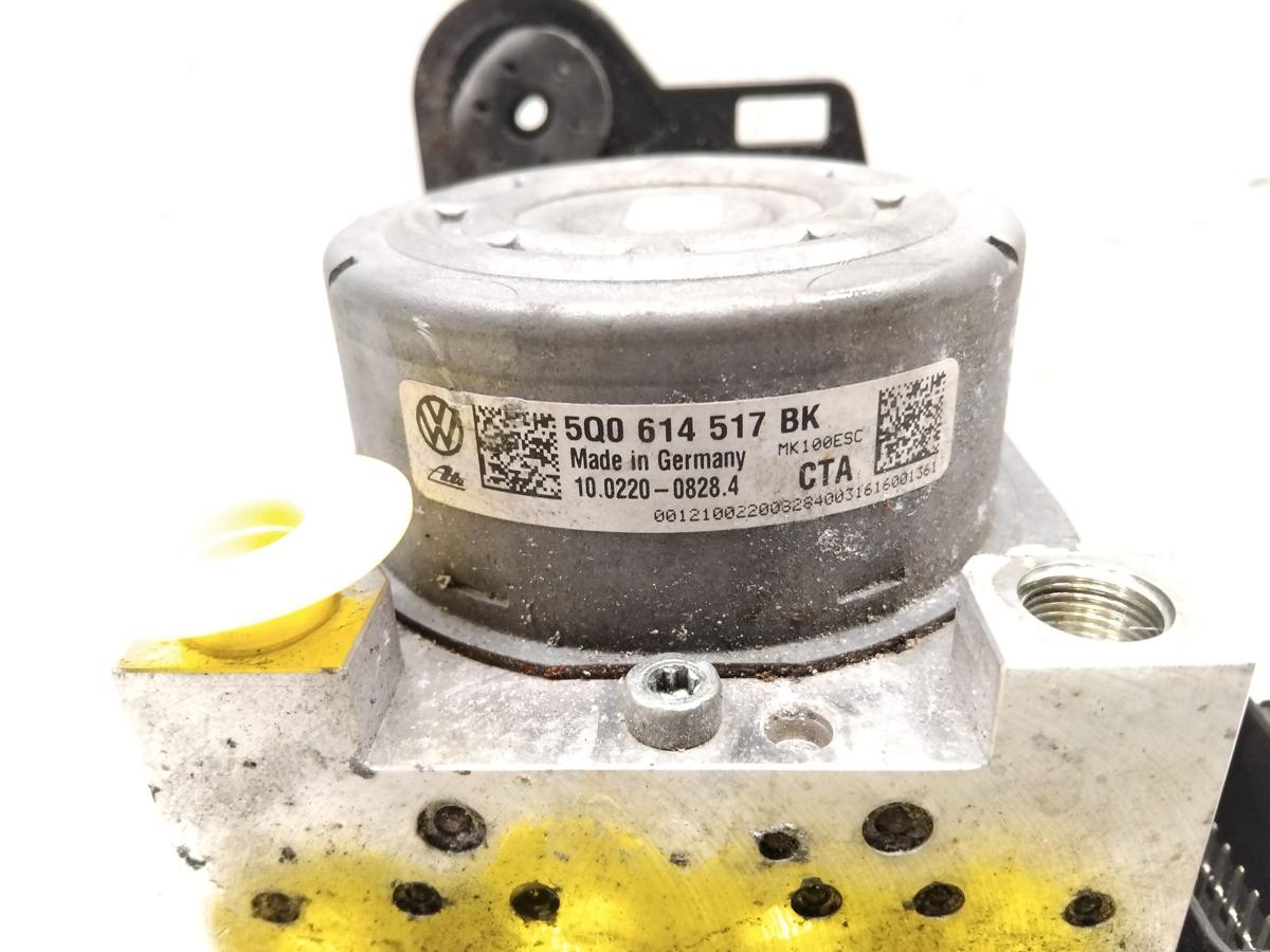 VW Golf 7 GTI original ABS-Block 5Q0614517BK 10.0220-0828.4 Bj.2016