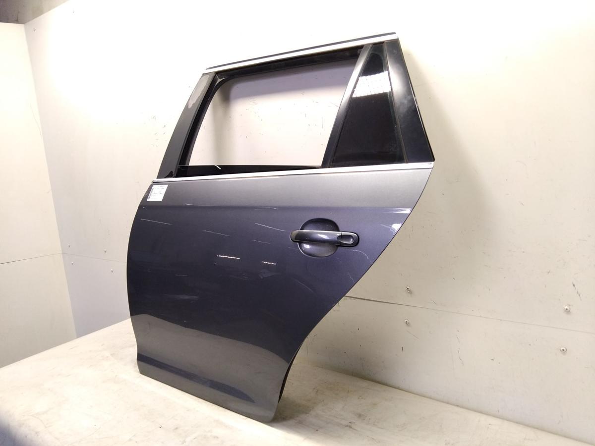 VW Golf 5 Variant original T&uuml;r hinten links LD7X Platingrau Metallic BJ2008