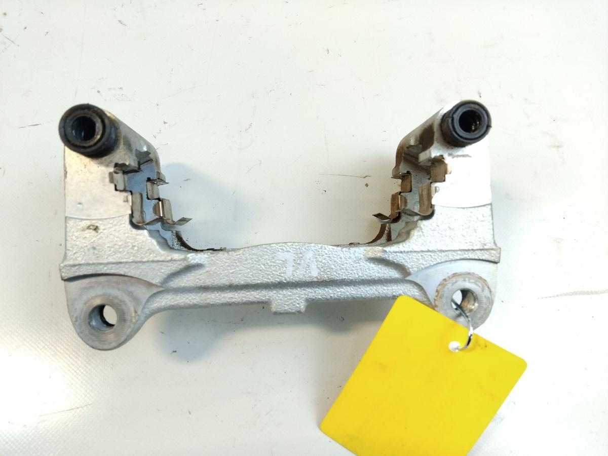 Mitsubishi Eclipse Cross original Tr&auml;ger Bremssattel links vorn 2.4 72kw 4B12