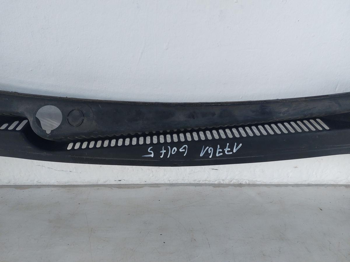 VW Golf 5 1K Windlauf Frontscheibe Abdeckung Wischeranlage OEM