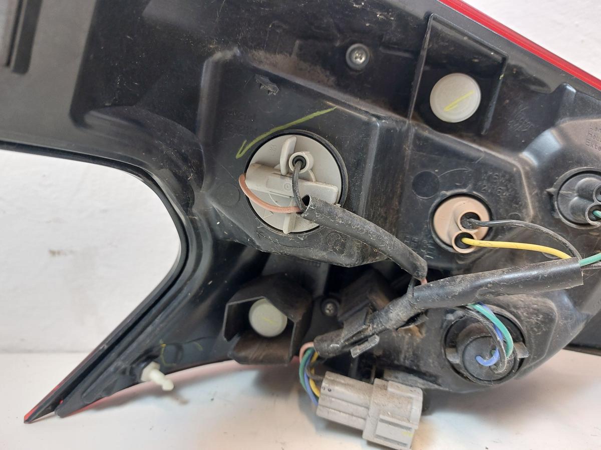 Nissan Micra K14 R&uuml;ckleuchte rechts R&uuml;cklicht Heckleuchte Schlusslicht OEM