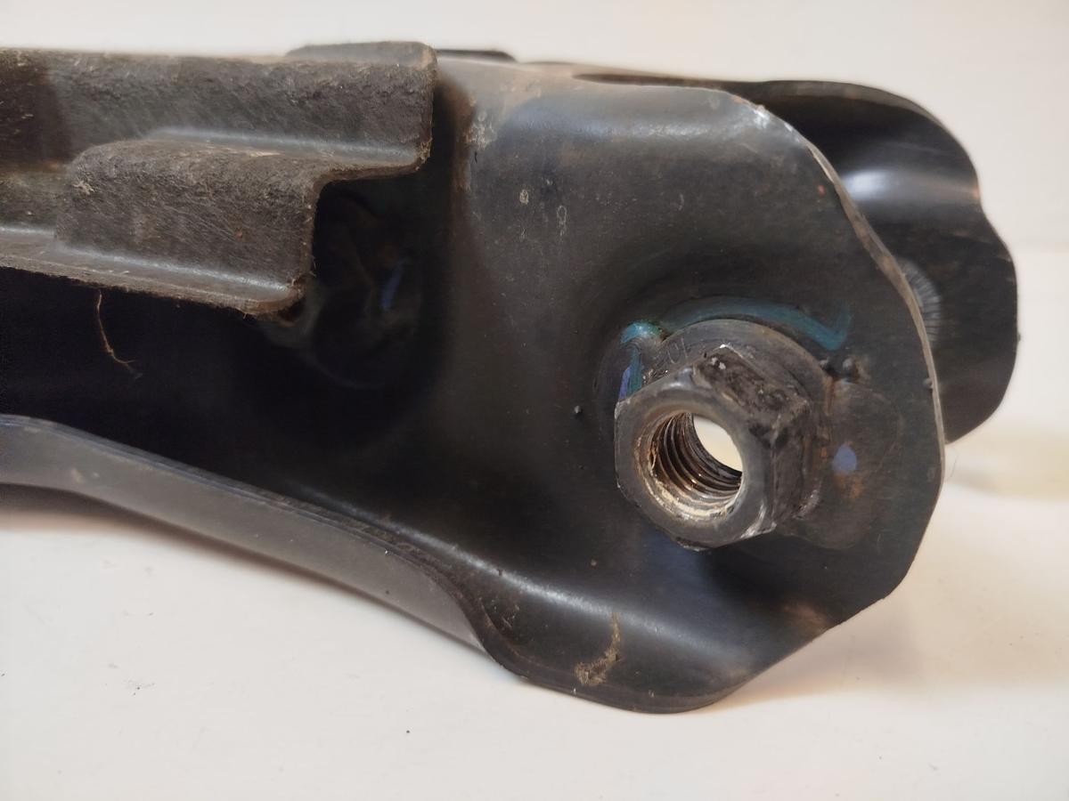 NIO EL6 Elektro SUV Querlenker hinten rechts unten Achslenker Hinterachse