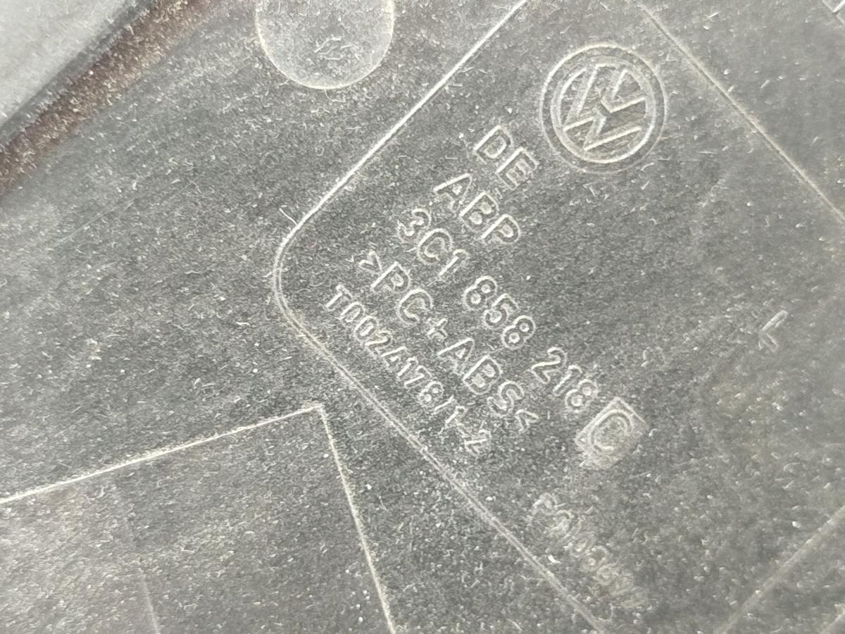VW Passat 3C B7 Abdeckung Blende Verkleidung Armaturenbrett rechts OE