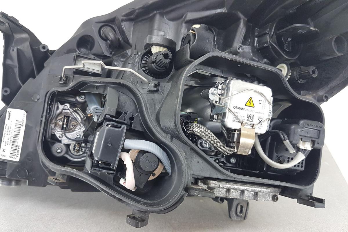 Opel Signum Hauptscheinwerfer rechts Bi Xenon mit Kurvenlicht 89312449 Bj06