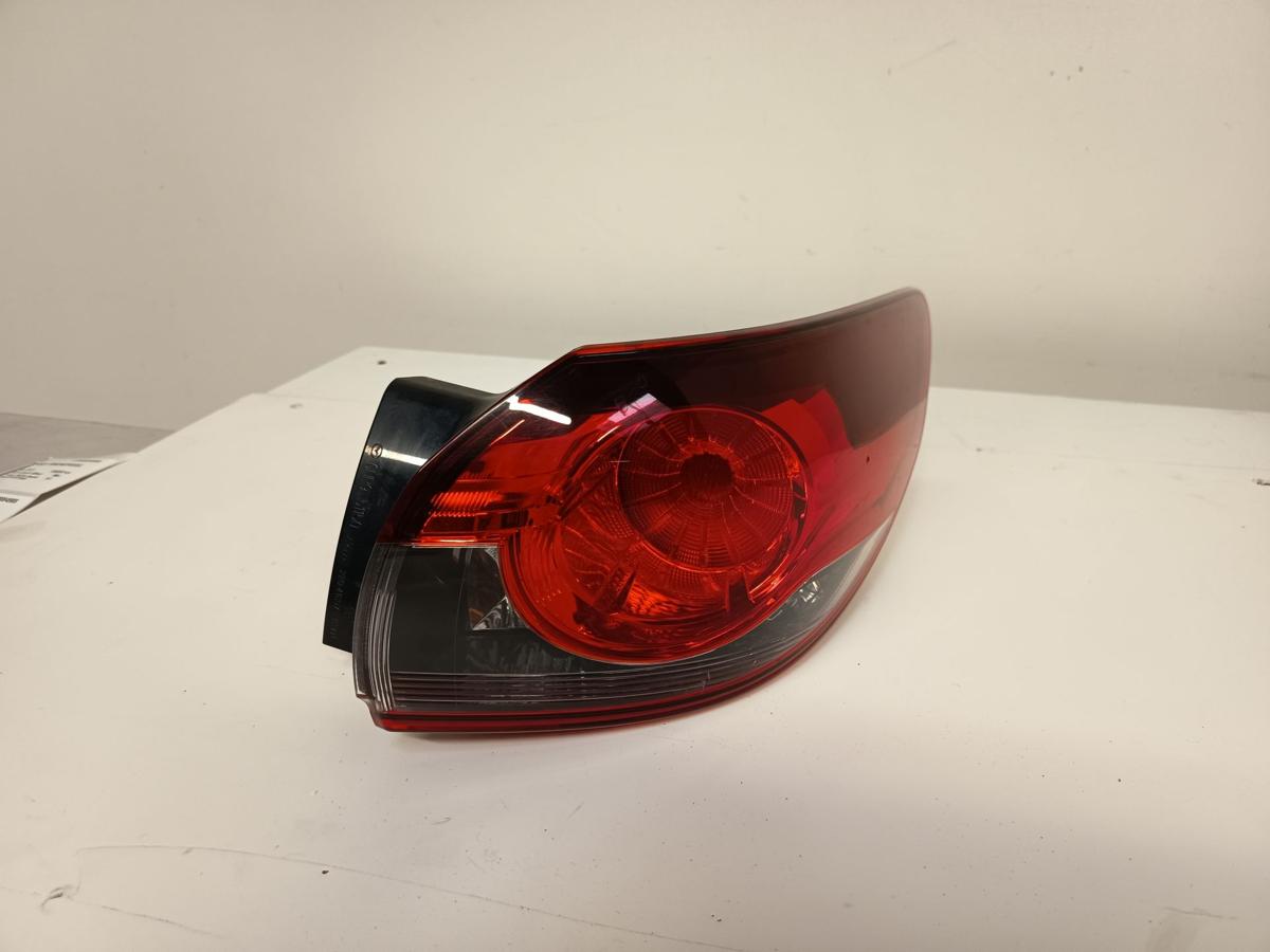 Mazda 6 Kombi GJ orig Rückleuchte rechts außen Heckleuchte Led Bj 2015