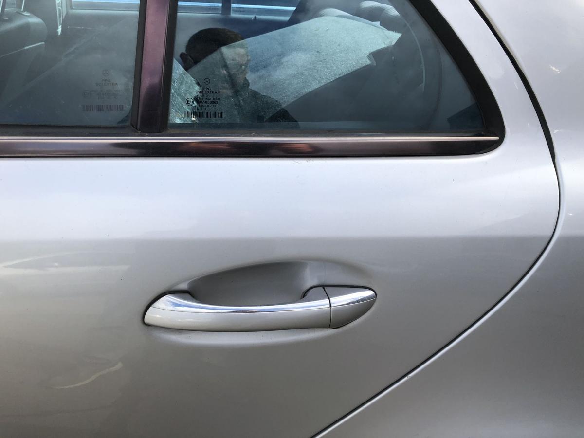 Mercedes E Klasse W211 Limo T&uuml;r hinten links Fondt&uuml;r Rohbau 744 Brillantsilber