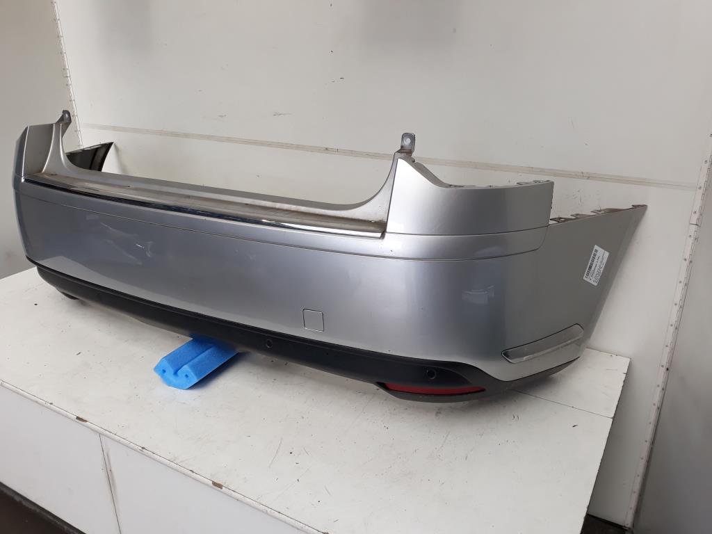 Citroen C5 BJ 2008 Stoßstange Stoßfänger hinten Silber Limousine Citroen C5 BJ 2008 Stoßstange Stoßfänger hinten Silber Limousine