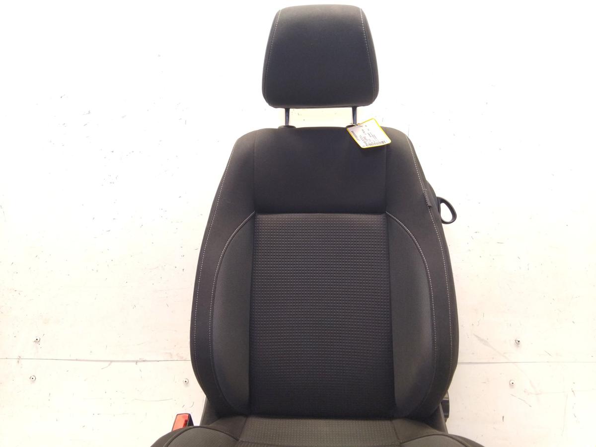 VW Polo 6R Sitz vorn links Fahrersitz 3-T&uuml;rer beheizt Stoff schwarz Bj.2010
