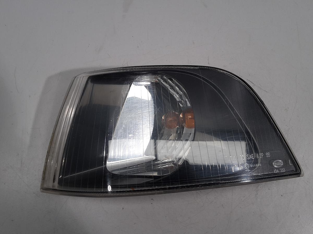 Volvo V40 V Kombi org Blinker links Blinkleuchte Facelift Bj 2003