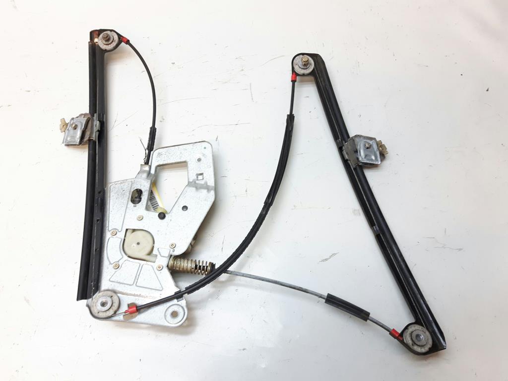 BMW E39 Baujahr 2000 elektrischer Fensterheber vorn links mit Motor 8252391