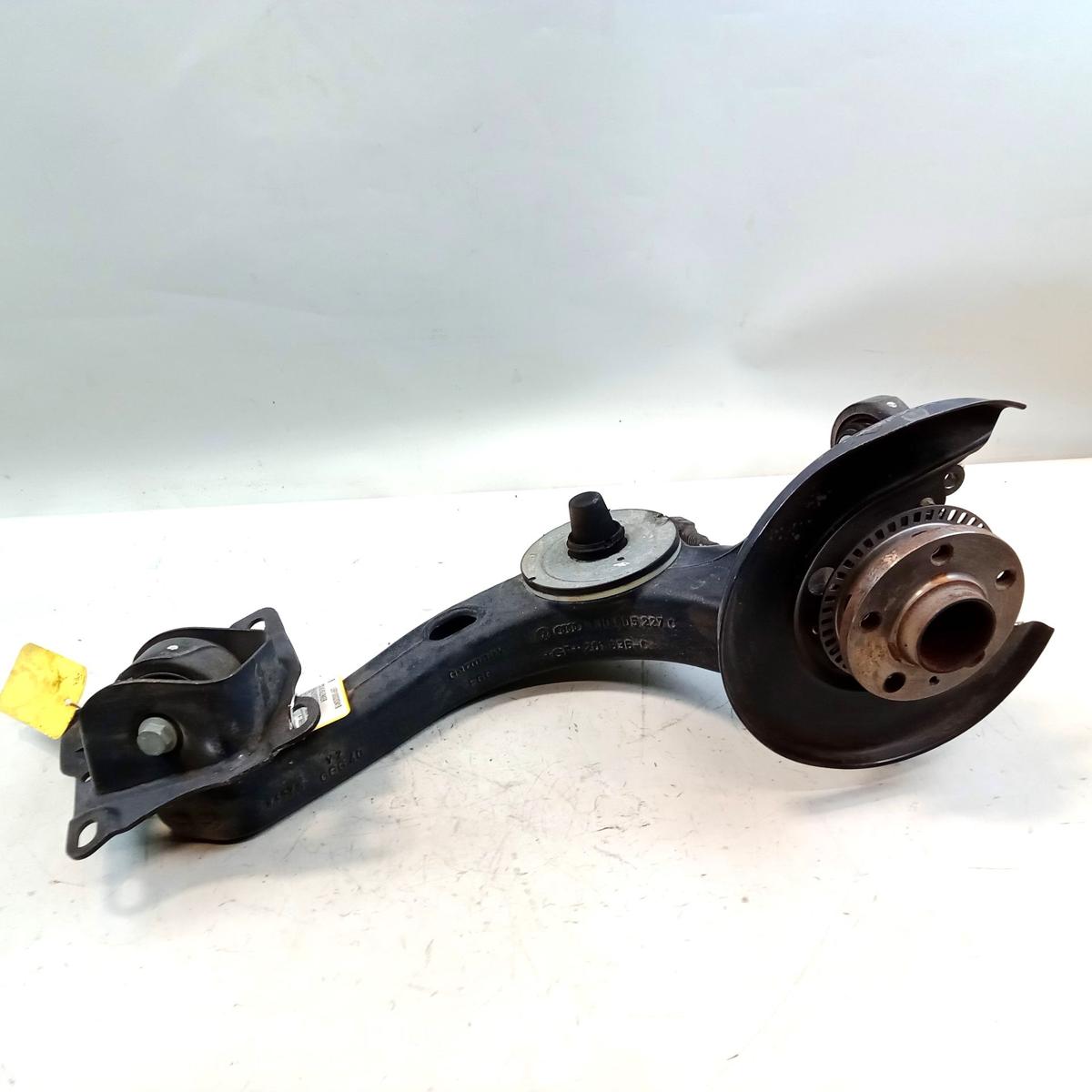 VW Bora 4-Motion Allrad Achsschenkel Achslenker Hinterachse links Bj.2000