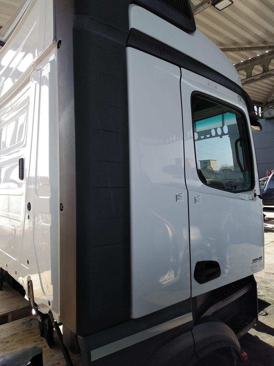 Mercedes Actros MP4 963 Fahrerhaus Fahrerkabine StreamSpace Bj.2018 KEIN VERSAND