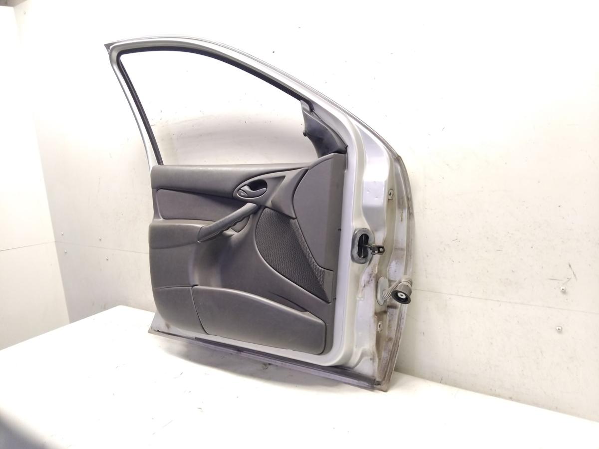 Ford Focus 1 T&uuml;r vorn links Fahrert&uuml;r Polar-Silber Metallic 4-und 5-t&uuml;rig BJ2003