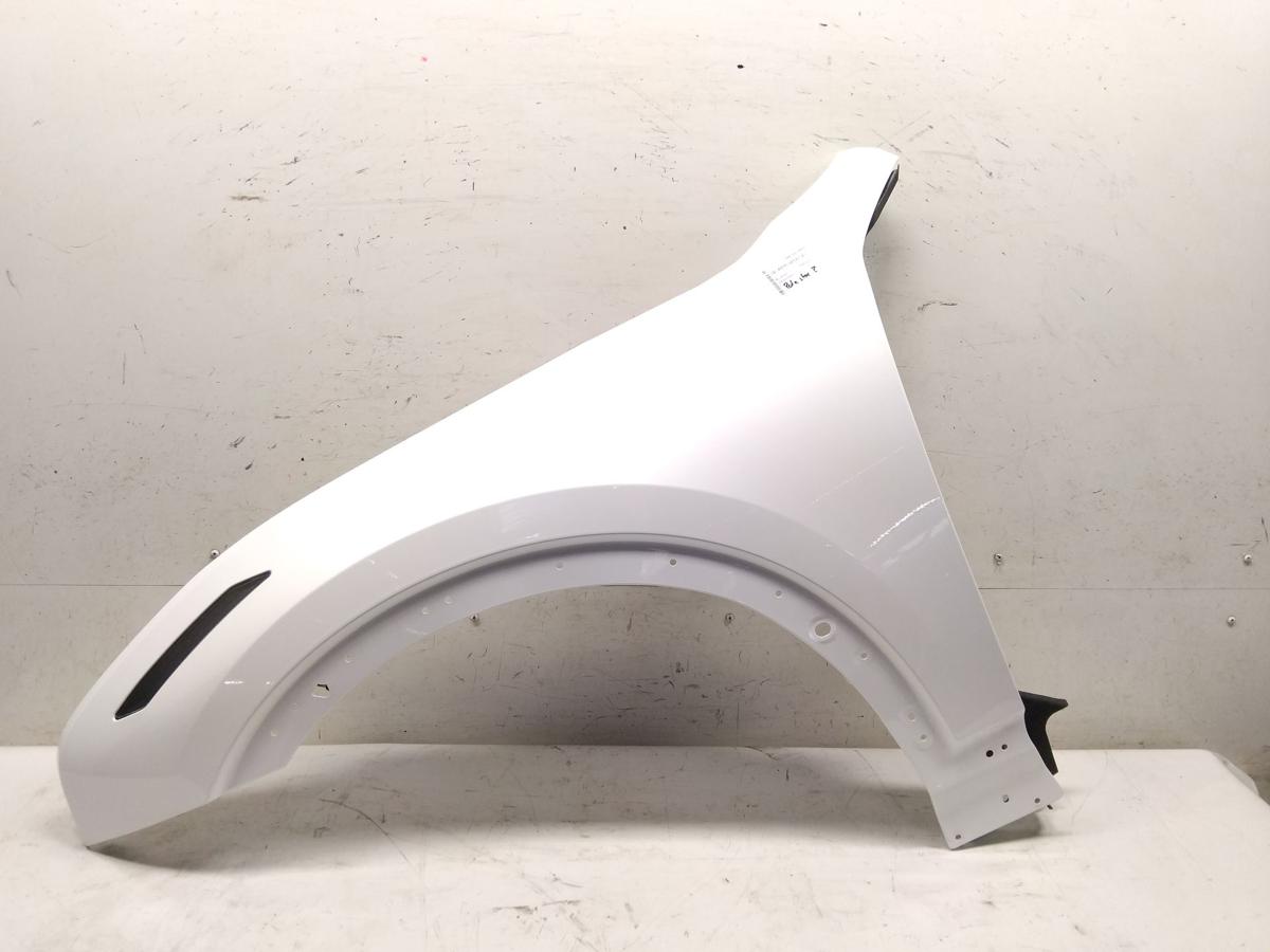 Polestar 3 original Kotfl&uuml;gel vorn links weissmetallic Bj.2024