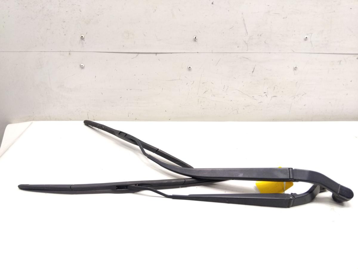 Mitsubishi Eclipse Cross original Satz Wischerarme vorn links rechts