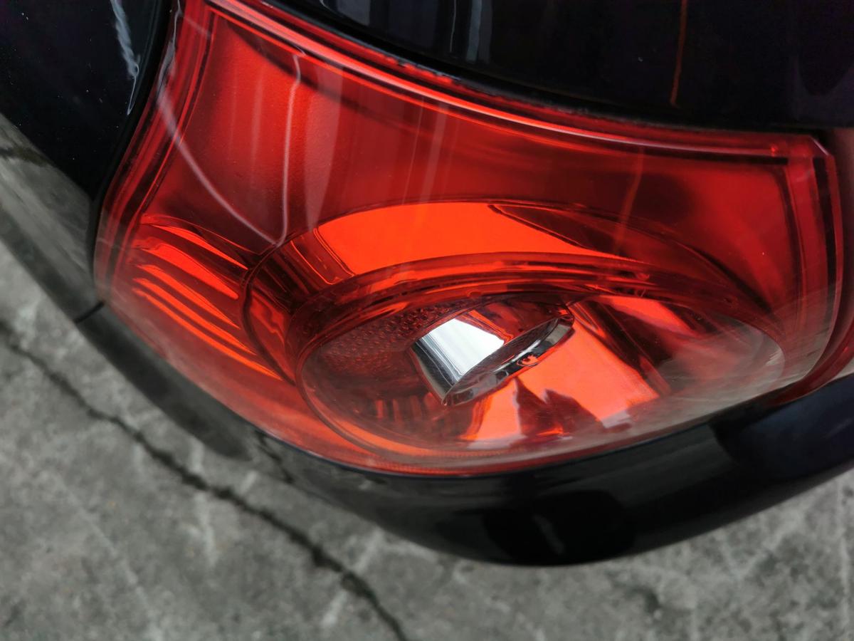 VW Golf V 5 1K Rückleuchte Schlussleuchte Rücklicht hinten aussen links 3trg