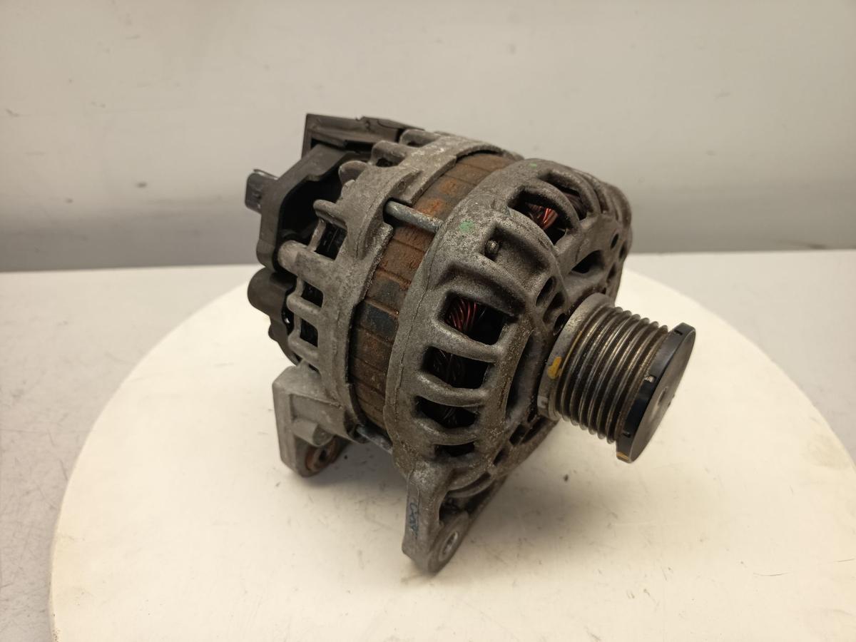 Dacia Sandero II Stepway orig Lichtmaschine 90A Generator 0,9l 66kWBj 2014