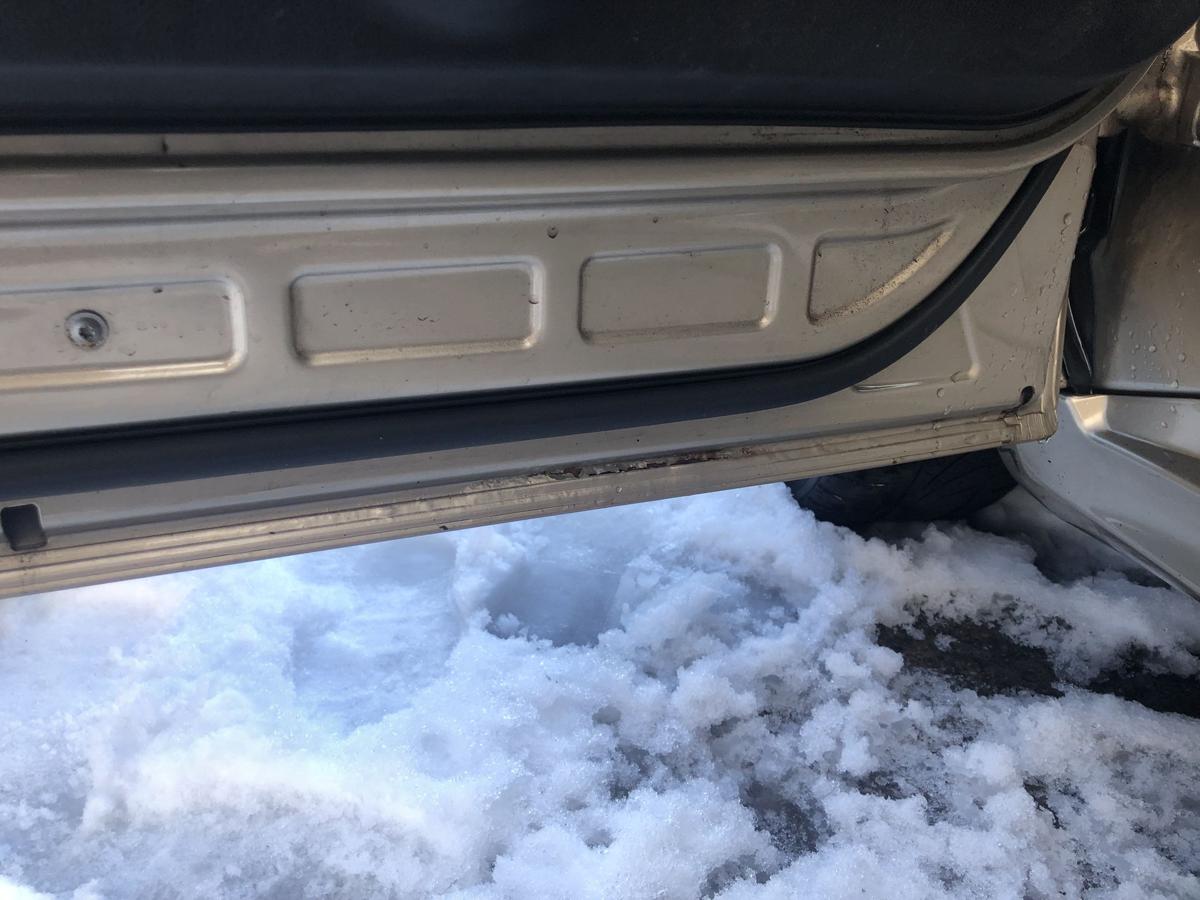 Mercedes W169 A Klasse T&uuml;r vorne links Fahrert&uuml;r Autot&uuml;r Rohbau D&uuml;nenbeige 5trg