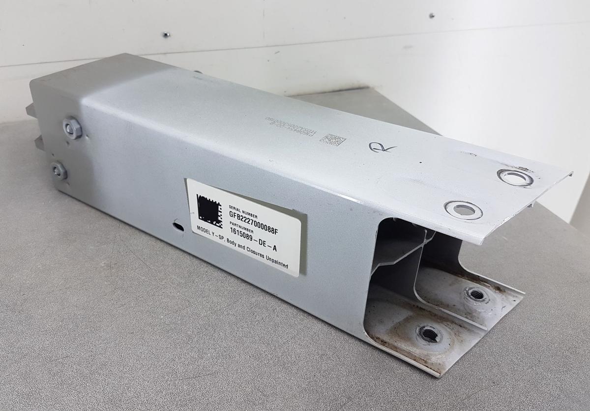 Tesla Model Y Pralld&auml;mpfer vorn links Bj2022 1608453-00-B L&auml;ngstr&auml;ger vorn links