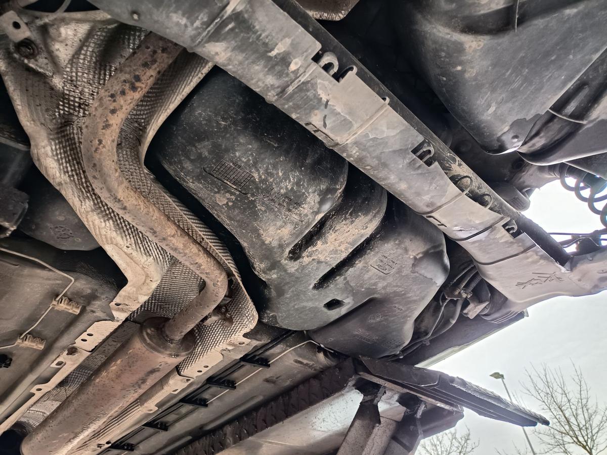 Renault Megane III Kombi orig Tank 2.0l 103kW Benzin Bj 2010