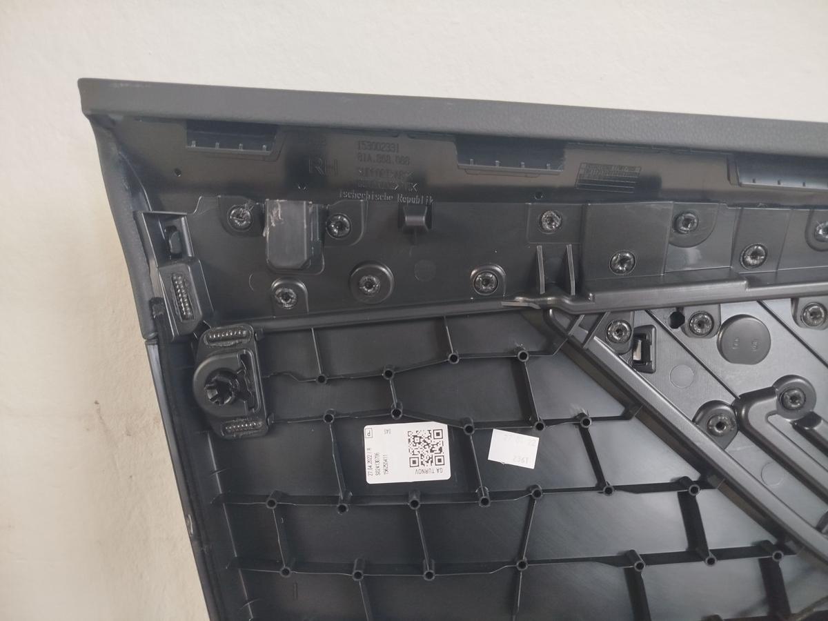 Audi Q2 Typ AG Türverkleidung vorn rechts Innenverkleidung Tür Türpappe OEM