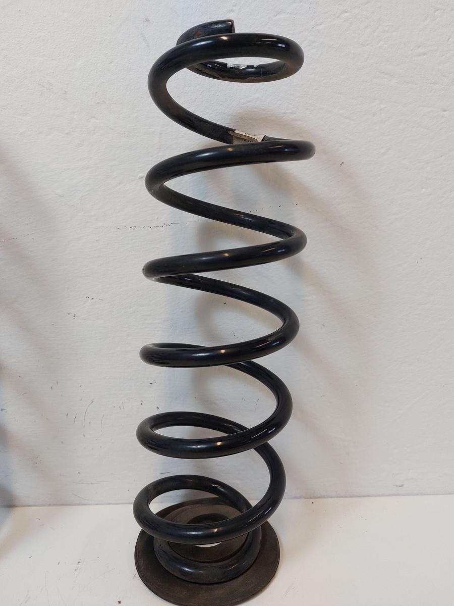 VW Golf 8 VIII CD Variant Satz Hinterachsfedern Federn hinten Kombi nicht Allrad