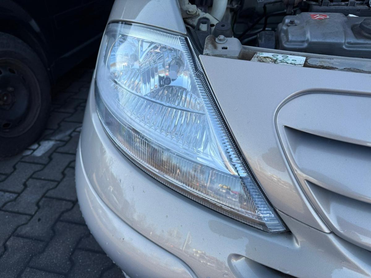 Citroen C3 original Scheinwerfer vorn rechts Halogen Facelift Bj.2006