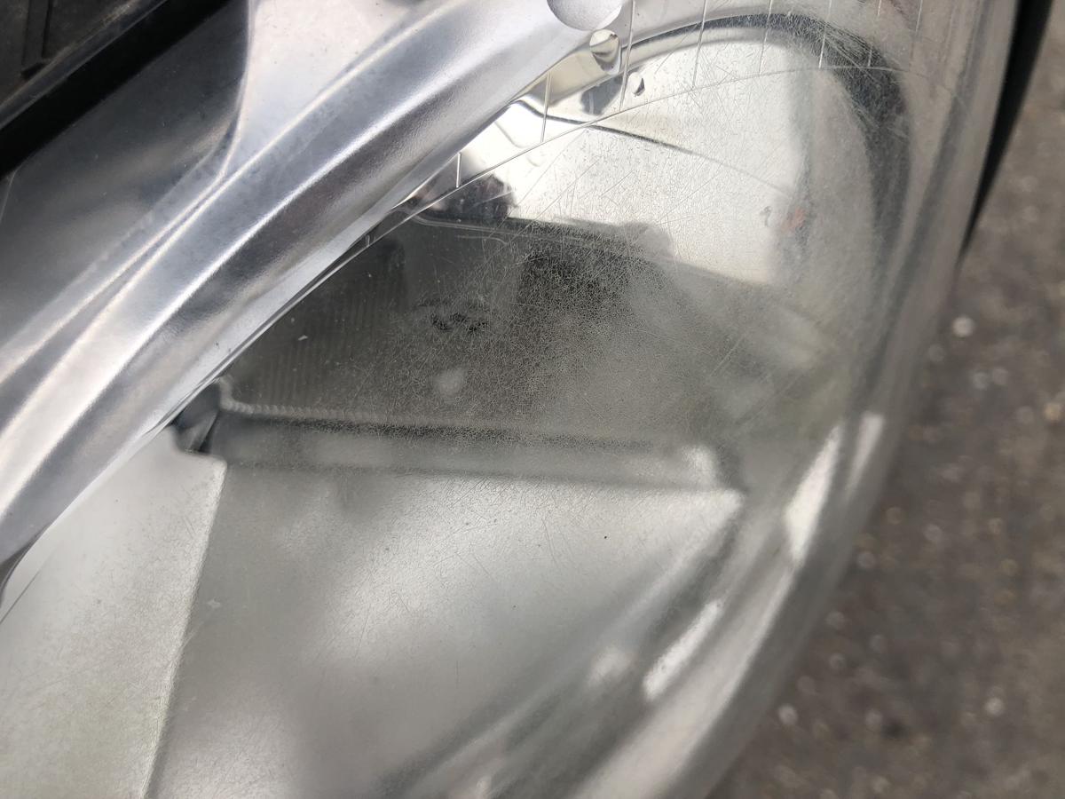 VW Polo 9N3 Scheinwerfer links Frontscheinwerfer Lampe Halogen Hella Tr&uuml;bung