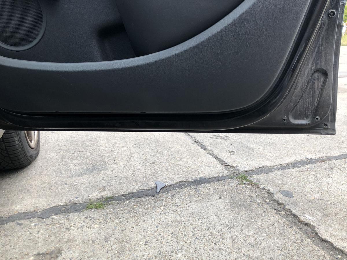 Renault Clio 3 III Grandtour T&uuml;r vorn rechts Beifahrer Rohbau NV676 Noir Nacre