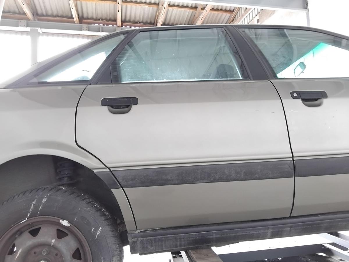 Audi 80 B3 Typ 89 T&uuml;r hinten rechts LY6U Papyrusmetallic BJ1991