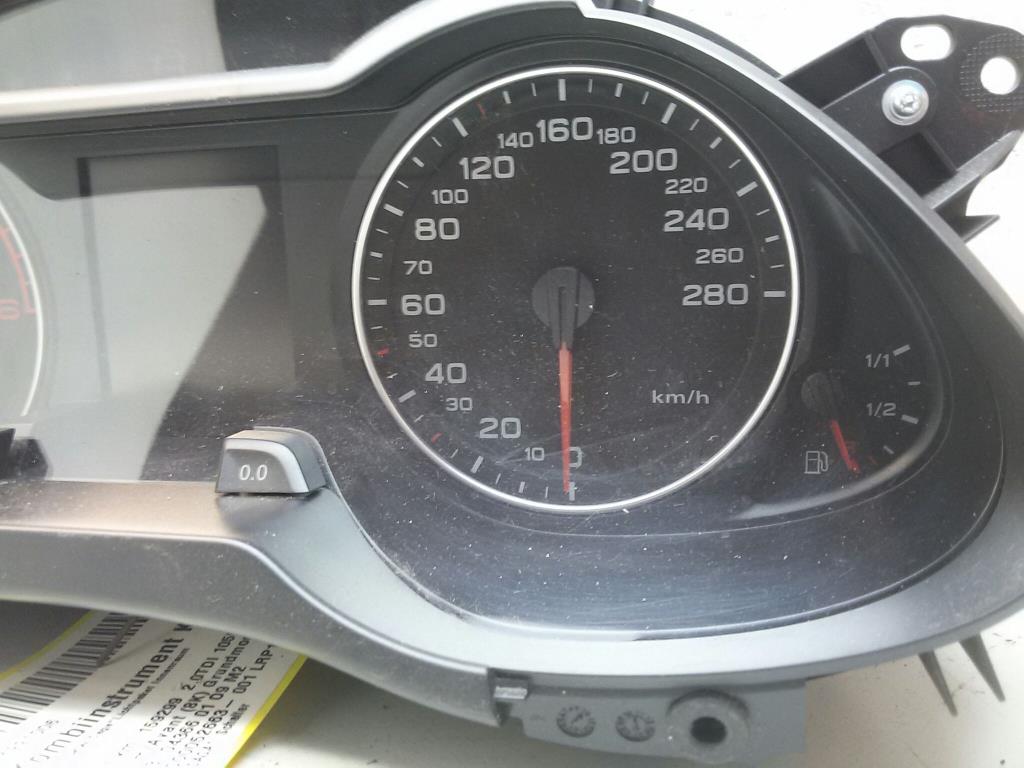 Audi A4 8K 8K0920930C Tacho Kombiinstrument BJ2007 2.0TDI 105kw CAGA