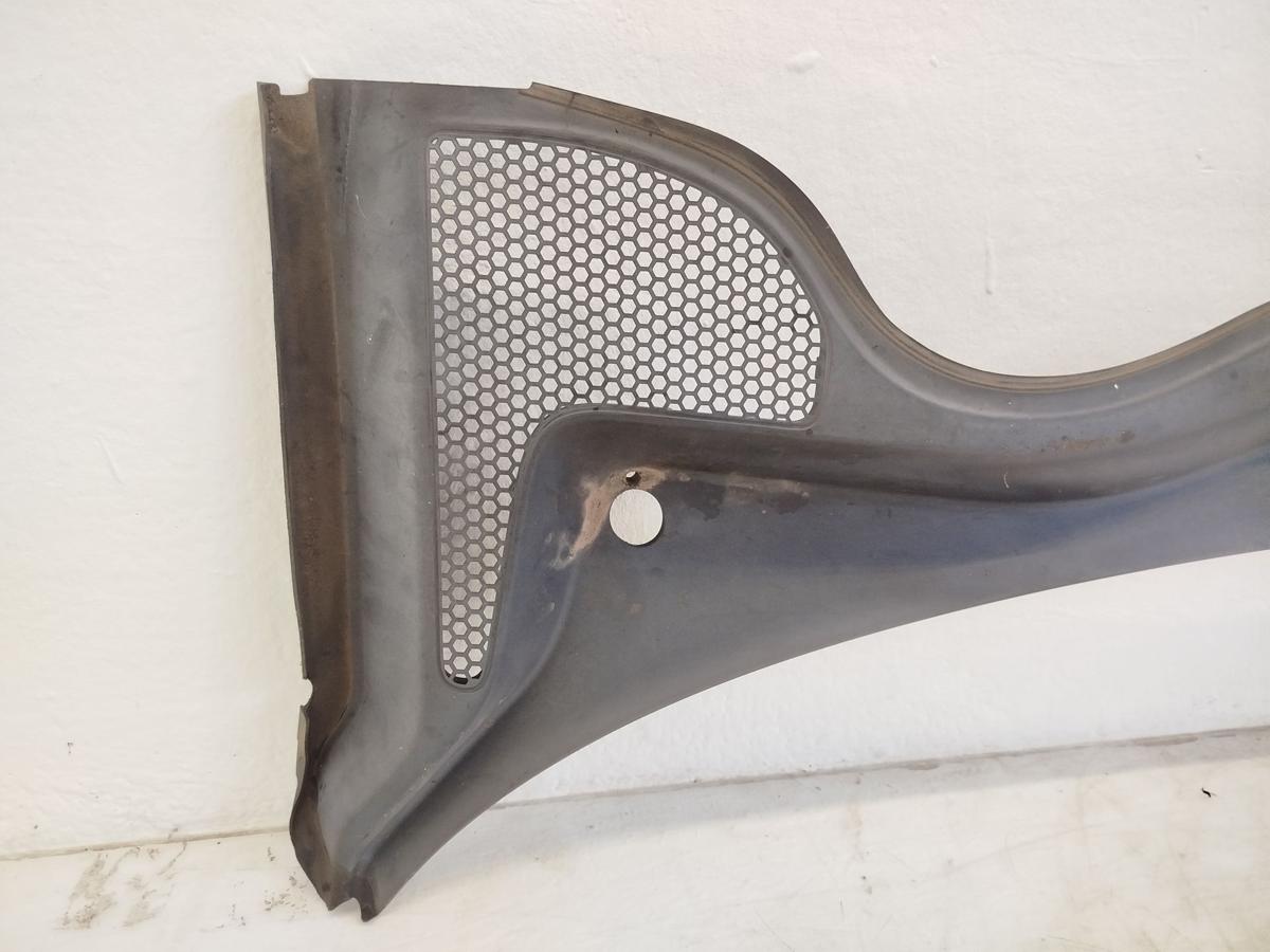 Audi A1 8X Sportback Windlauf Frontscheibe Abdeckung Wischer OEM