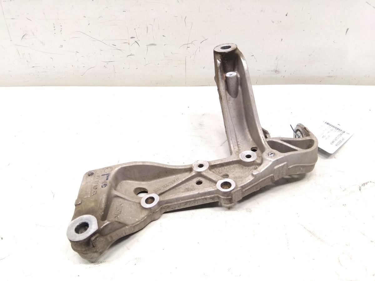 Audi A3 8P original Konsole Querlenker vorn links 1K0199295E BJ2010