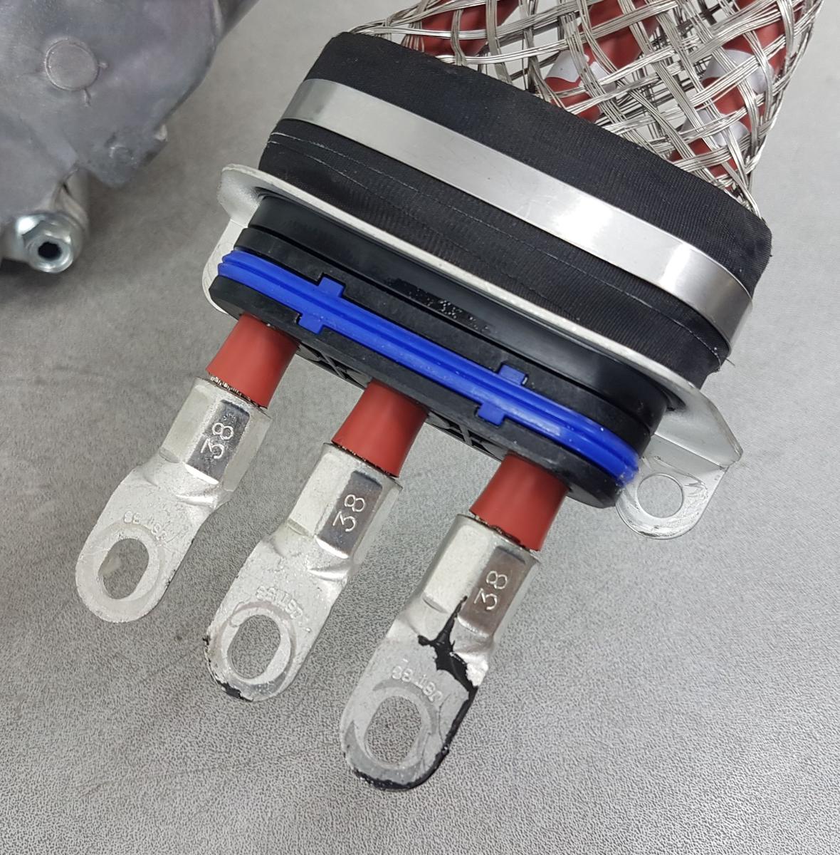 Mitsubishi Eclipse Cross Lichtmaschine Generator Bj2023 Plug-in-Hybrid 2,4 72kw