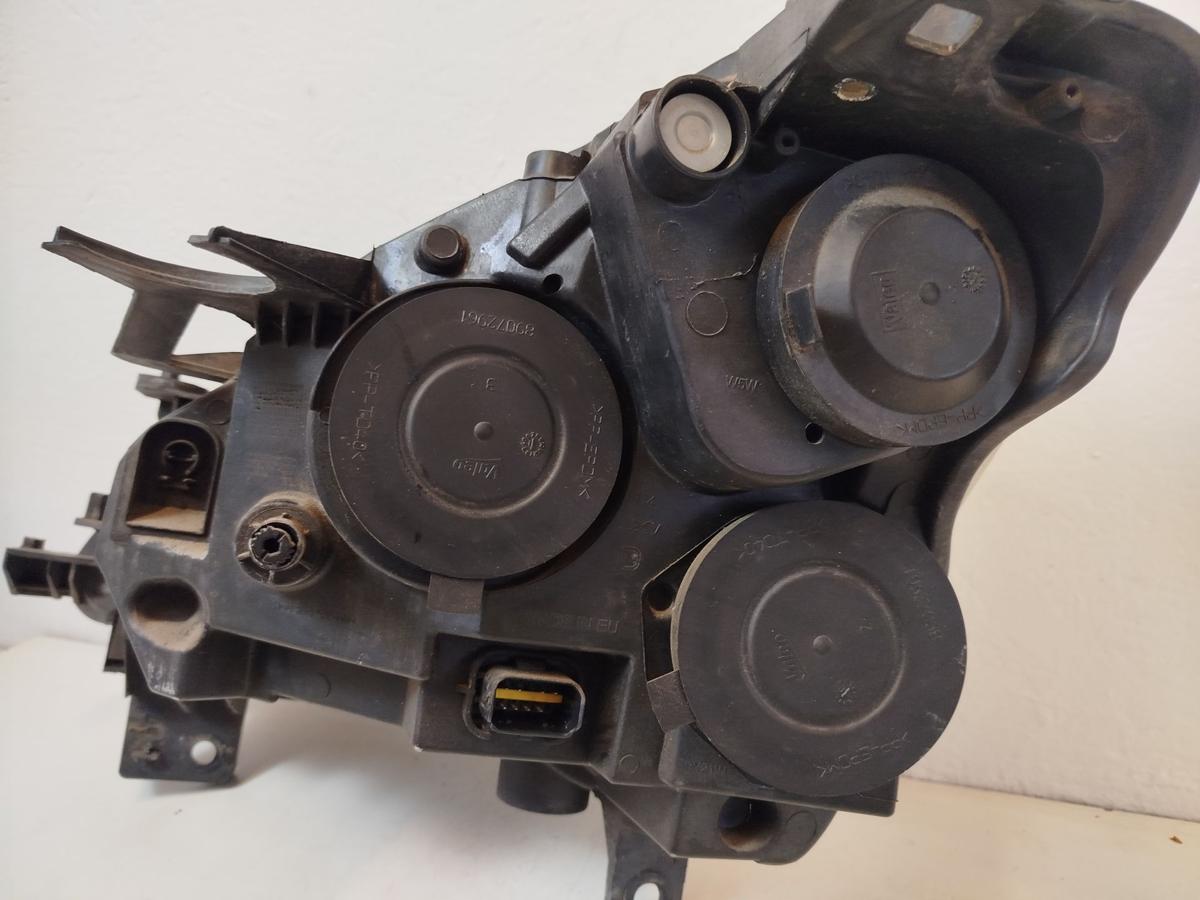 Citroen Berlingo B9 Scheinwerfer rechts Frontscheinwerfer Lampe Valeo Tr&uuml;b