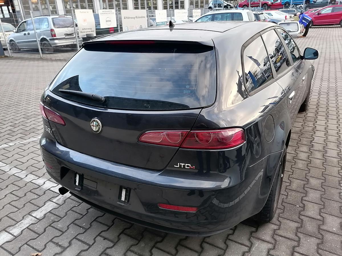 Alfa 159 Sportswagon Rücklicht rechts außen Rückleuchte Heckleuchte Kombi BJ08